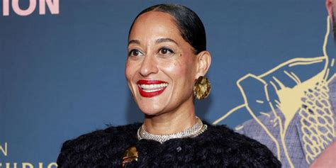 tracee ellis ross nude|Tracee Ellis Ross Shows Off Toned Abs In Topless Instagram Video.